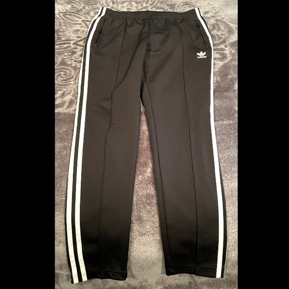 ADIDAS ORIGINALS: Track suit pants, black & white color/pockets/zippers/size: M